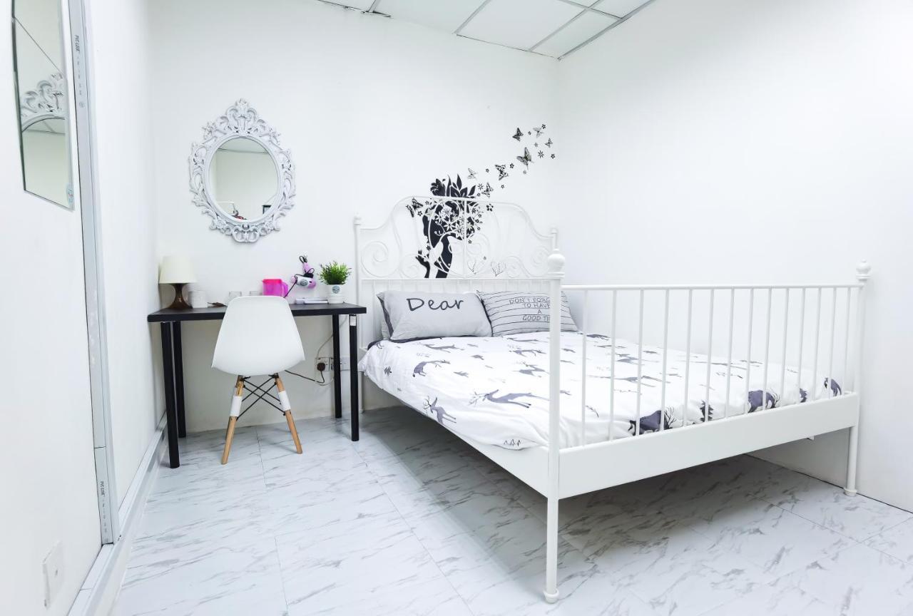 G Traveler Accommodation Kota Damansara Esterno foto
