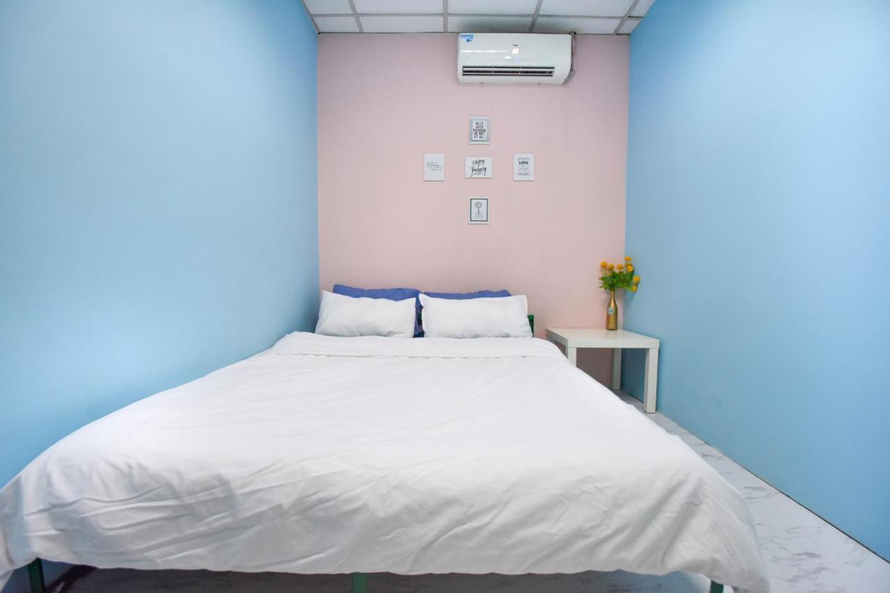 G Traveler Accommodation Kota Damansara Esterno foto