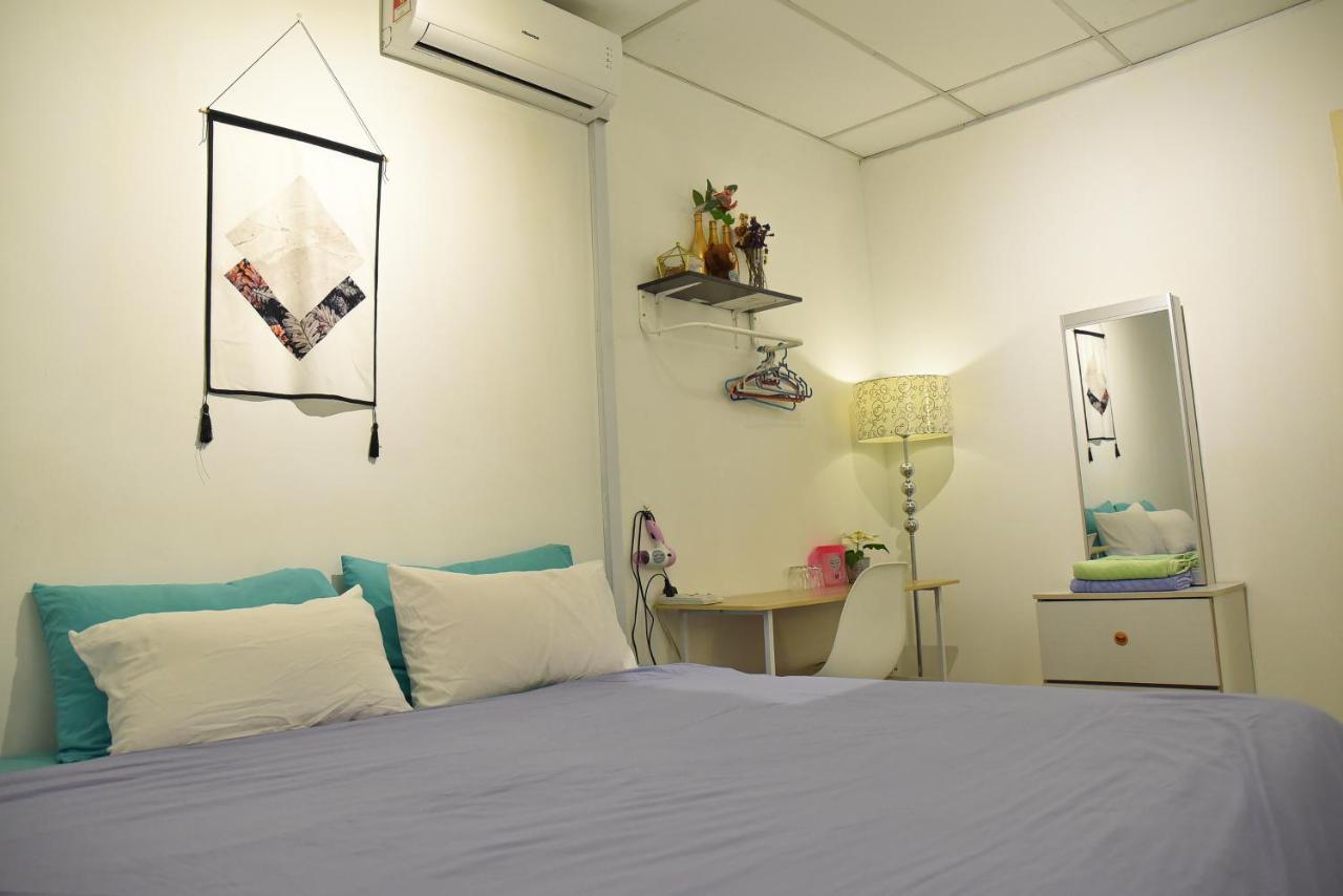 G Traveler Accommodation Kota Damansara Esterno foto