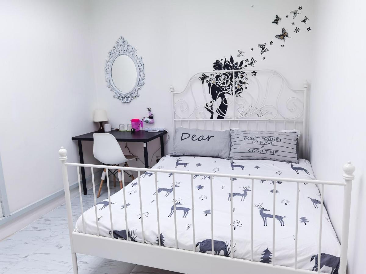 G Traveler Accommodation Kota Damansara Esterno foto
