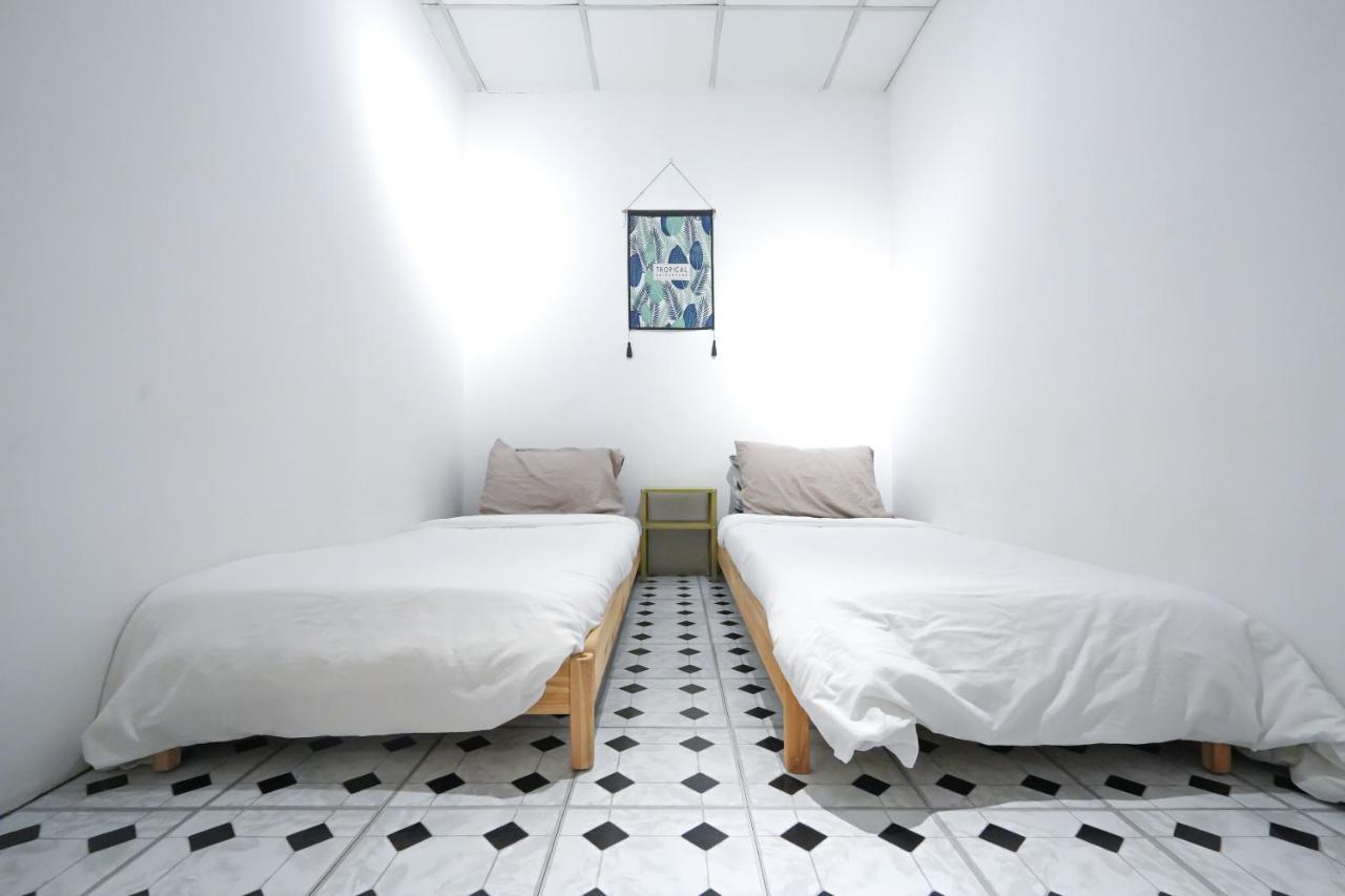 G Traveler Accommodation Kota Damansara Esterno foto
