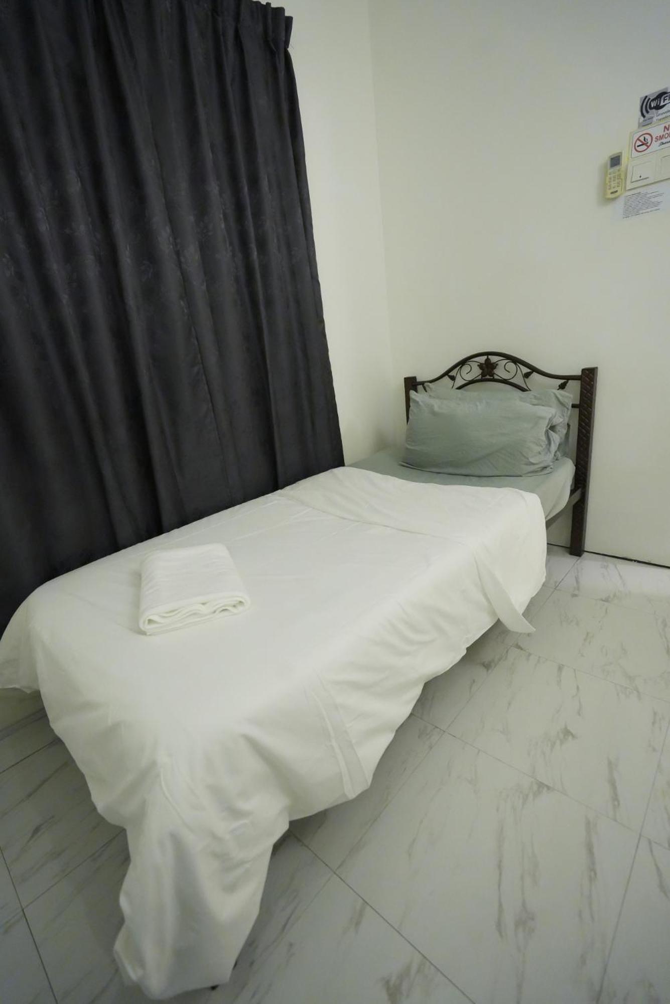 G Traveler Accommodation Kota Damansara Esterno foto